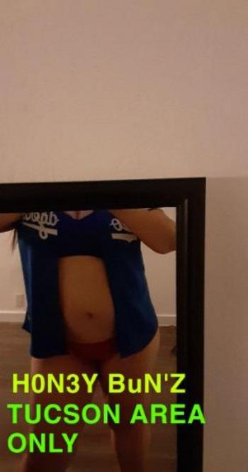 H0N3¥ BuN'Z, 29  female escort, Tucson