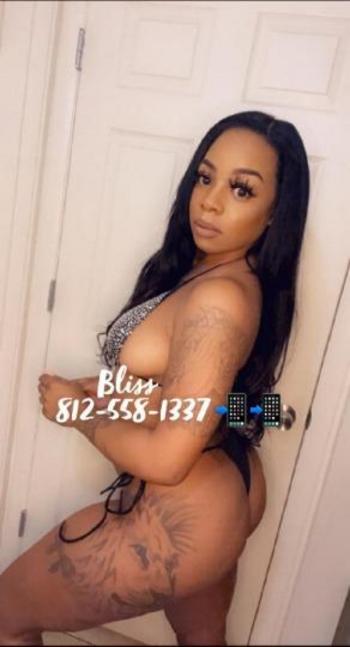 Bliss, 25  female escort, Tucson