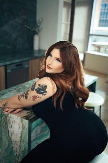 Ginger, 22  female escort, Tucson