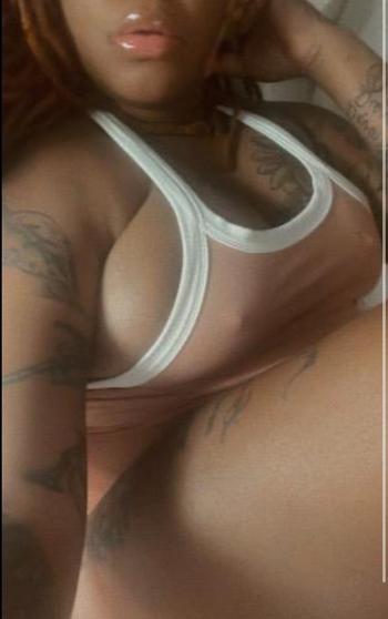 Leah, 27  female escort, Tucson