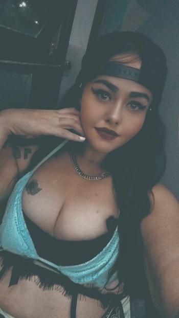 DaWhoreNextDoor, 24  female escort, Tucson