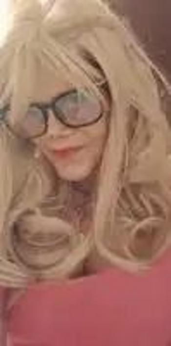 Pretty women in a dress, 48  female escort, Tucson
