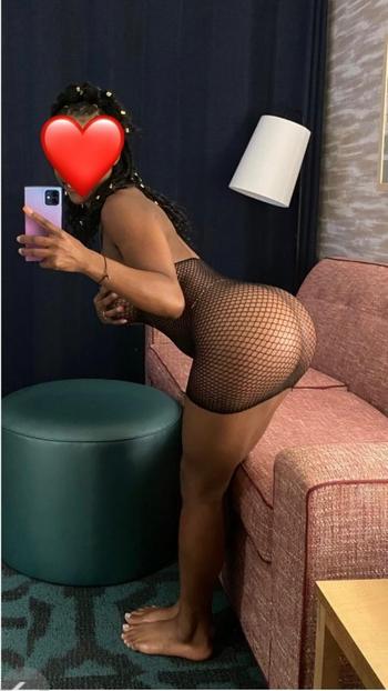 Honeey, 26  female escort, Tucson